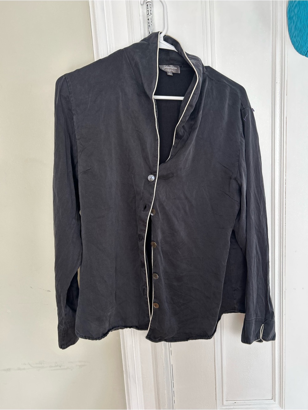 ☀️3/$25 Julianna Rae silk black button down top shirt large